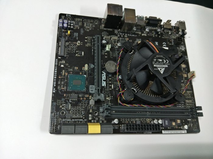 電腦雜貨店→華碩H110-I/M32CD4/DP-MB~主機版(1151 支援6代CPU )二手$600 | Yahoo拍賣