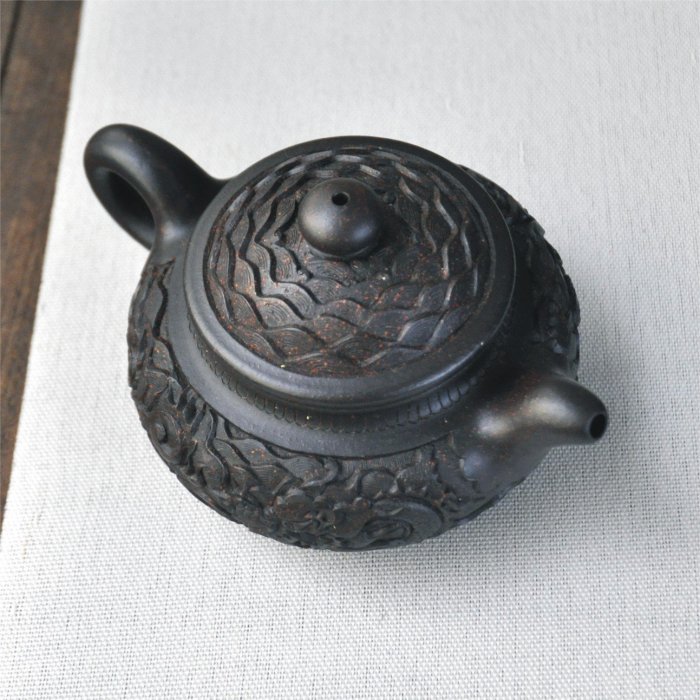 宜興茶壺工藝師李靜老師【精刻浮雕雙龍壺】墨泥調砂《百壺堂》H071210