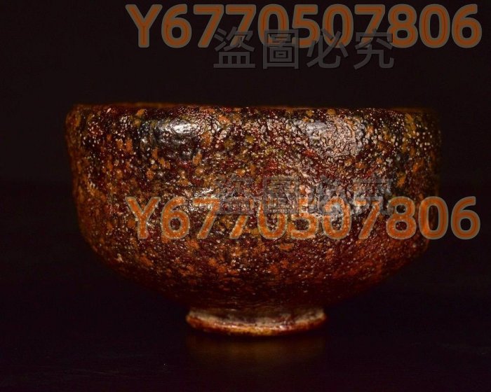 可議價加藤石春立田錦樂燒抹茶碗加藤石春（18701943） 自號“芳幽軒” 是