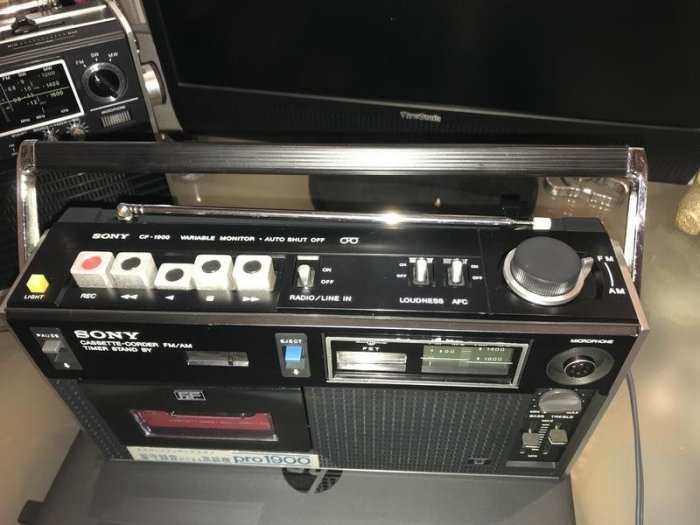 SONY CF-1900 Pro カバー付往年の名機高級モノラルラジカセ卡帶