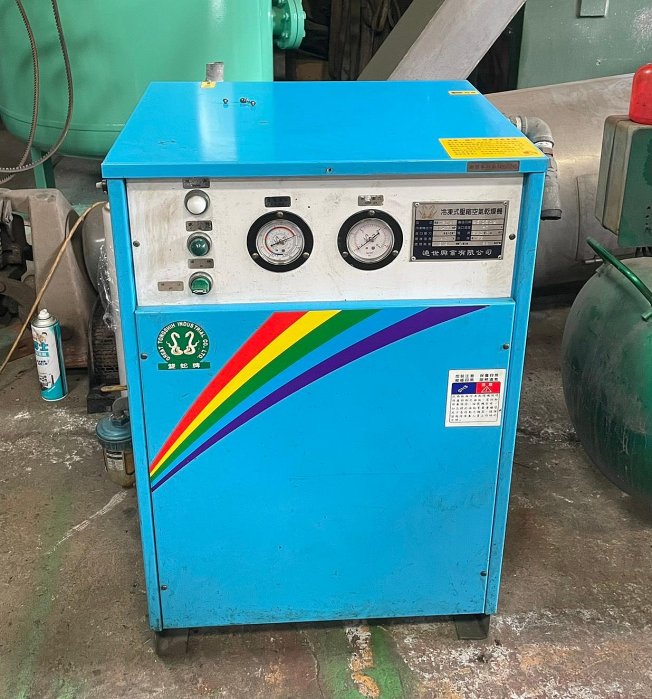 20hp乾燥機狀況良好 (舊機回收買賣.維修.保養空壓機)