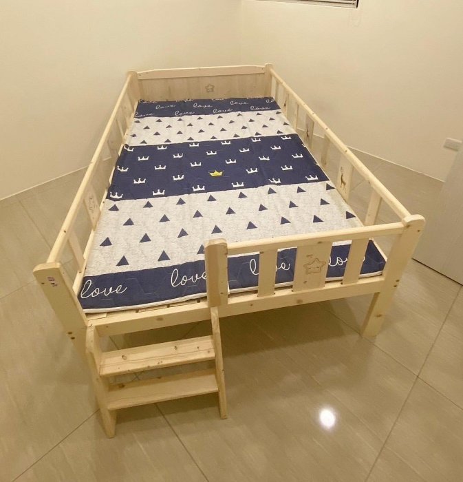 宏品全新二手家具電器B410412*4尺床架(兒童床)*實木單人床箱 斗櫃 床底 化妝鏡台 沙發 茶几 2手餐桌椅 中古傢俱 台北台中新竹彰化嘉義苗栗