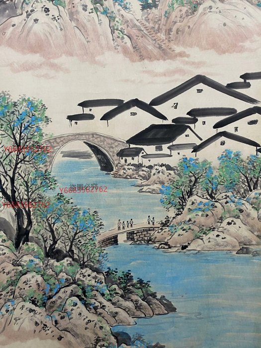中国古美術・旧藏・近現代・吳冠中款・金箋・山水風景画・中堂掛軸・純手描き・書画 中国古美術・旧藏・近現代・吳冠中款・金箋・山水風景画・中堂掛軸・