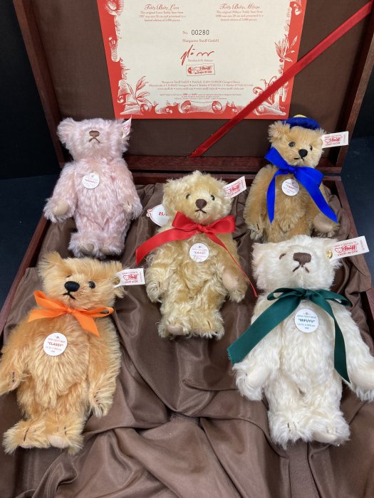 シュタイフ　Japan Baby Bear Set 1994-1998 Steiff Japan Baby Bear Set 1994-1998 (金耳扣日系迷你泰迪熊組