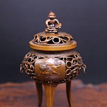 可議價日本香道具高岡銅器品《蠟型鑄銅制大森孝志作童子摘蓋獅子紋三足