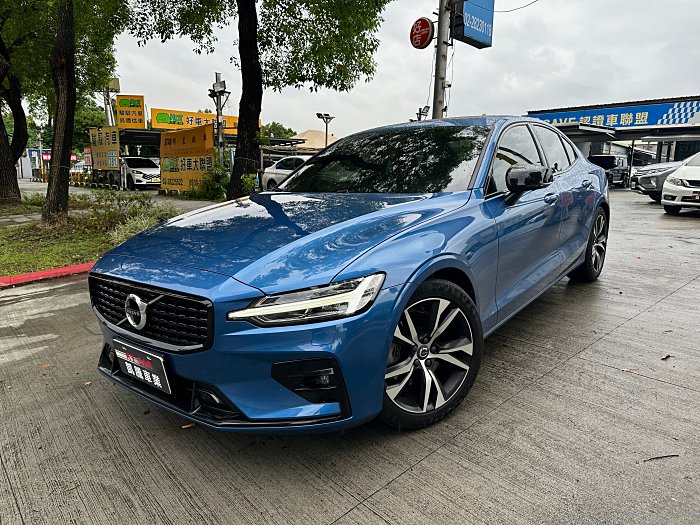 [KT凱騰車業🚗］2021 VOLVO S60 B5 AWD四驅 *已售出*