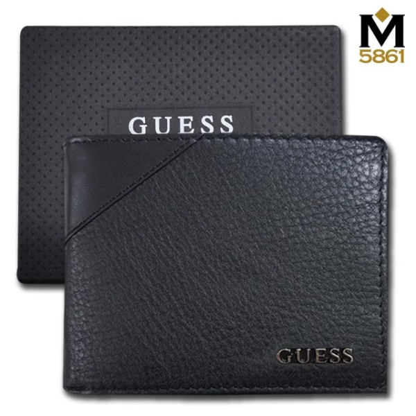 【Guess】男皮夾 短夾 荔紋牛皮夾 斜三角設計 金屬Logo 雙鈔夾 品牌盒裝／黑色