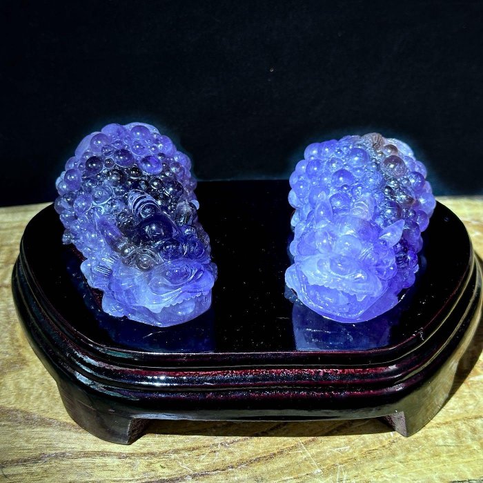 紫水晶貔貅一對 578公克｜雙貔貅成對擺放，主守財庫、吸財納福 漸層透亮泡泡雕｜招財守庫化煞開運擺件1981