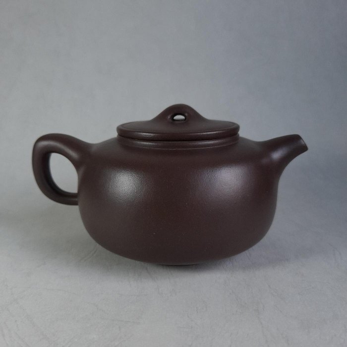 中国宜興紫砂 本物保証　１９３４年の作品 老一厂文革时期库存为人民服务一九六八年顾景舟宜兴