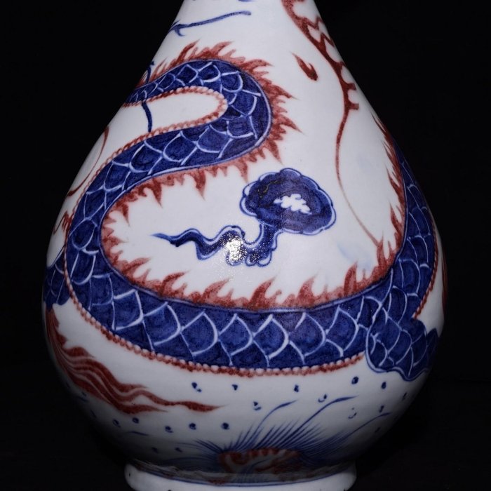 元白滸孤窯款青花釉里紅龍紋玉壺春瓶，高45×27厘米??5007105禦窯