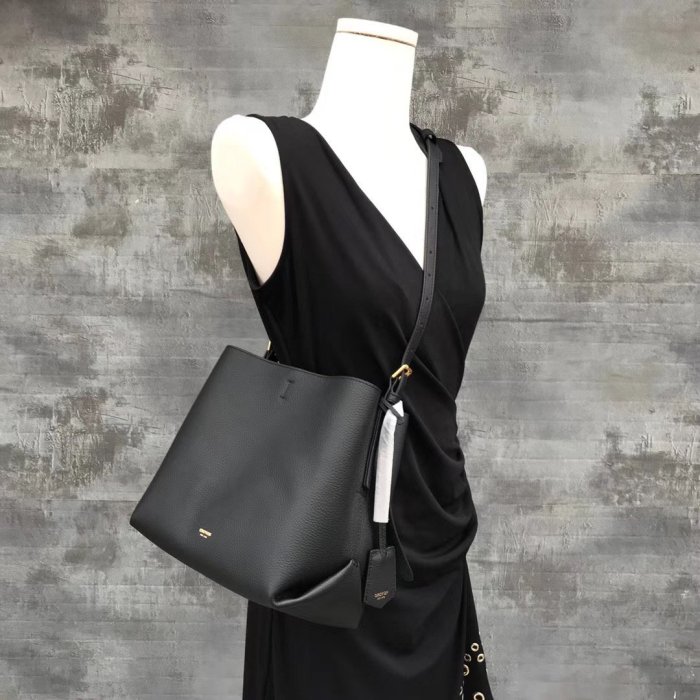 ╭☆包媽子店☆Oroton 澳洲輕奢品牌牛皮水桶包三色小號Margot hobo((現貨台灣))