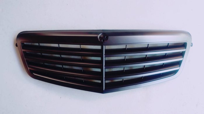 賓士 E-class W212 2010~2015 E200 E250 E300 改裝水箱罩 水柵 消光黑 平光黑 霧黑 含框