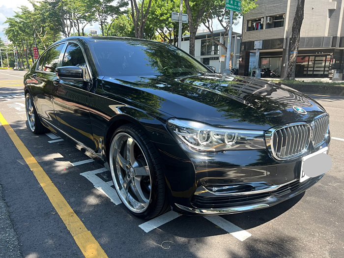 2017 BMW 750LI