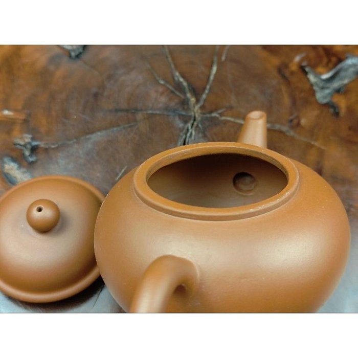 壺風茶道~24019《宜興紫砂請飲中國烏龍茶水平壺》約180cc 印中國土產