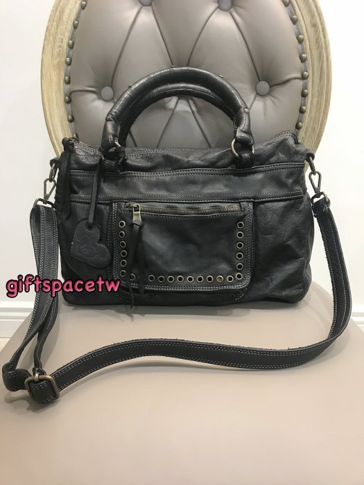 琳賽羅涵 潔西卡艾巴 的最愛　moni moni "Splendor “ black 黑色手提側肩兩用鉚釘包 　現貨