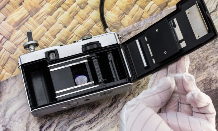 【動作確認・清掃済み】OLYMPUS PEN EED 32mm f1.7 二手新中古:精典收藏品OLYMPUS PEN- EED 32mm f1.7 大光圈135半格機可