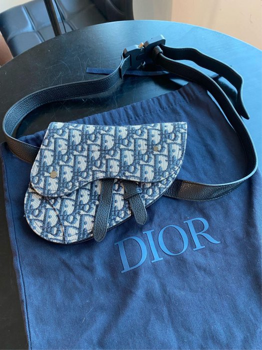 Dior 馬鞍包 男款 尺寸21*16