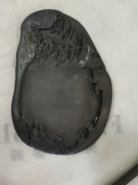 嚴選端溪老坑端硯，皇岩水岩精工，尺寸14.5x10.8cm，適合收藏端石藝術