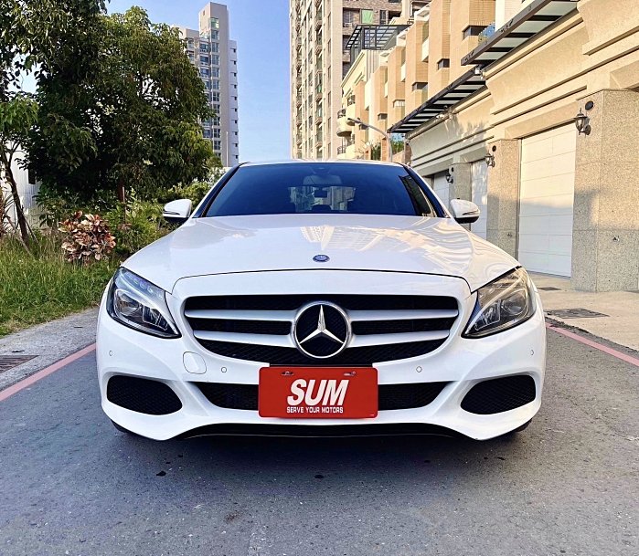 2015年 賓士 C180 總代理 1.6 認證車 保固1年2萬公里