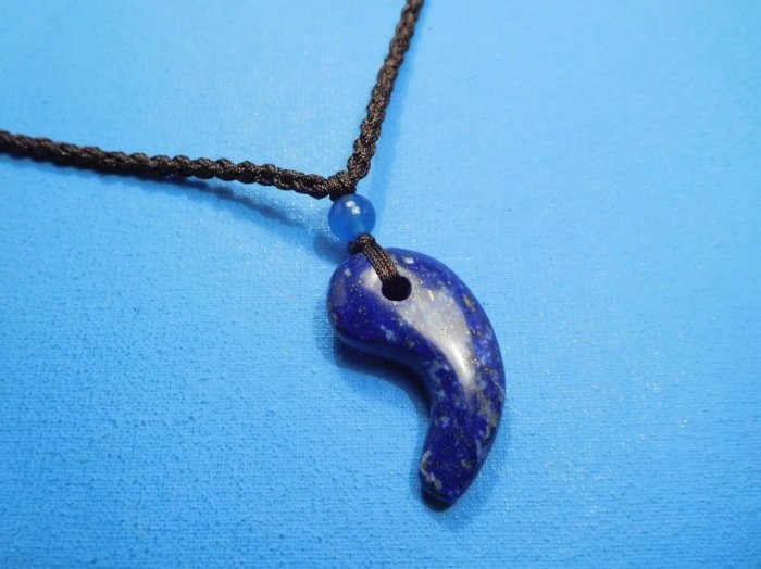 ☆╭【紫鈺の水晶】╮☆天然青金石勾玉項鍊***K742 | Yahoo拍賣