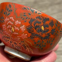九谷燒手工茶杯日本明治陶瓷限量版老杯典藏白瓷藝術高級紅釉花紋7.7cm
