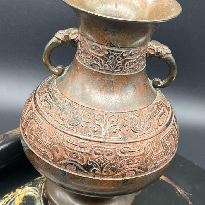 茶花花器、胡銅龍耳、高岡銅器 日本高岡銅花器，饕餮紋獸耳設計，精美古流派茶道專用花瓶，適合茶席