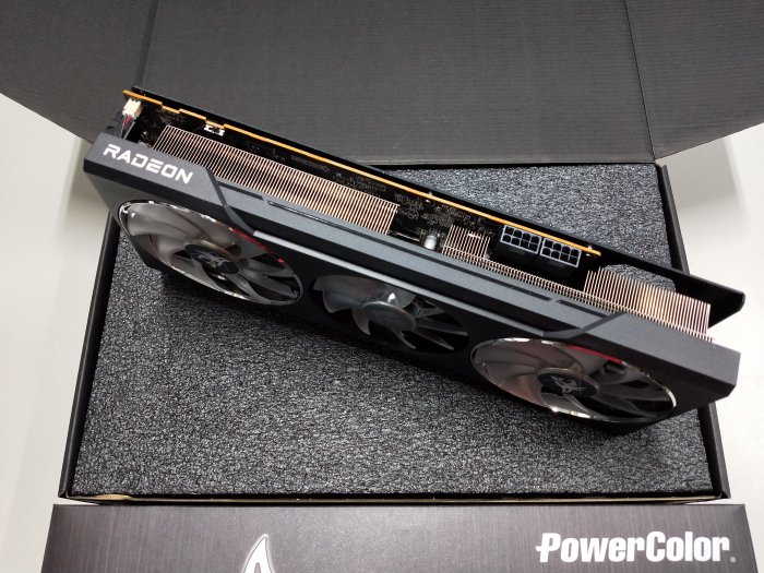 【動作品】AXRX 6700XT 12GBD6-3DHL HELLHOUND 動作品】AXRX 6700XT 12GBD6-3DHL HELLHOUND PowerColor