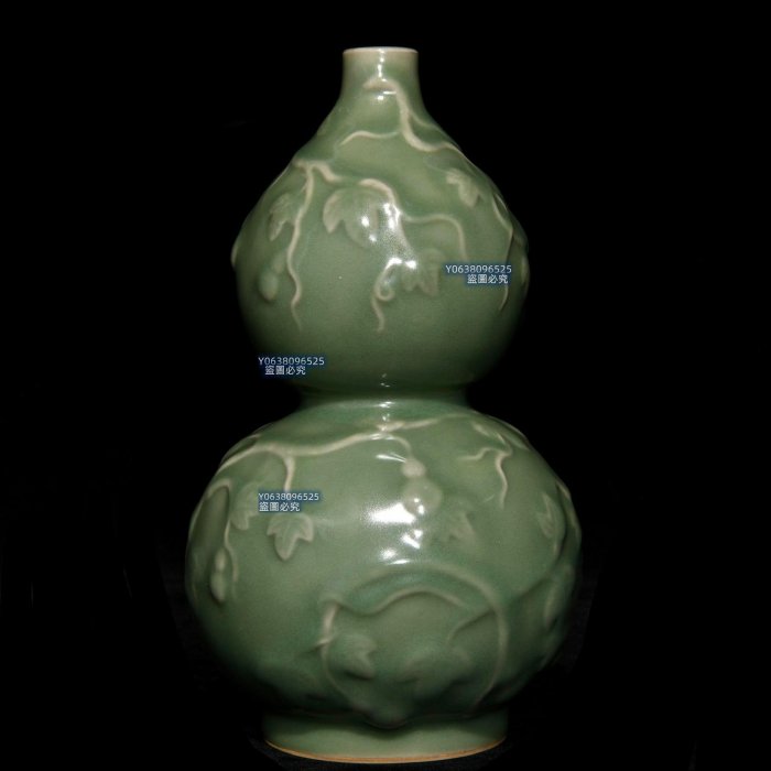 宋龍泉窯梅子青釉刻花葫蘆瓶，高25cm直徑13cm，編號3 粉彩琺瑯彩青花