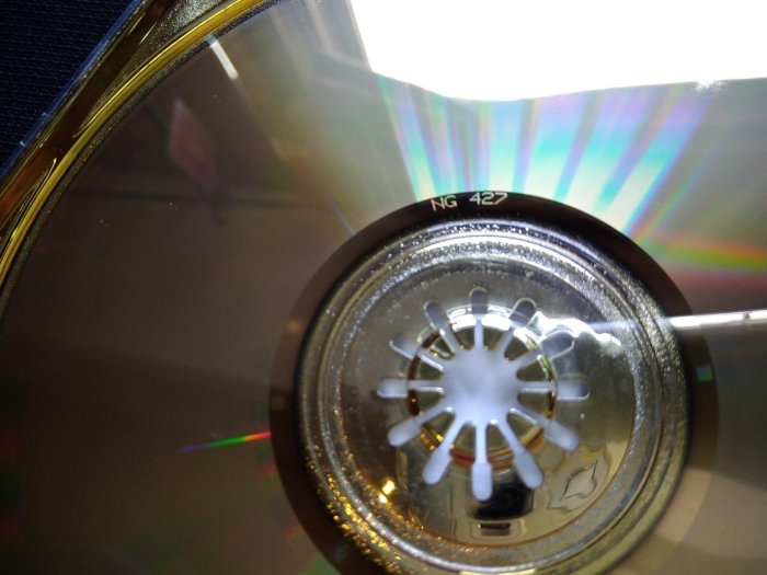 CD Yahoo拍賣 孟庭葦純真年代黃金典藏版附12張孟庭葦寫真民歌譜