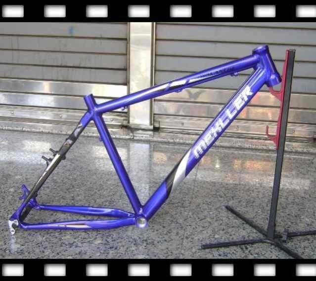 全新 MEXLLER 登山車 鋁合金車架 後上叉碳纖維 18吋 原價6500元 回饋特價 3500元