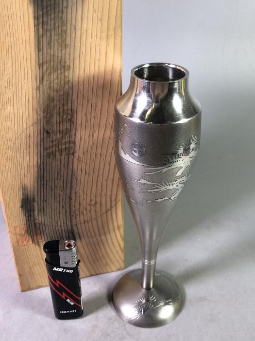 日本薩摩錫器巖切美巧堂登六作花入置物可插花放茶道具手作花紋精美用料