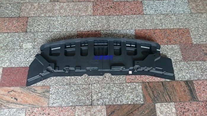 NISSAN系列 TIIDA-06~12 全新正廠件 前保桿 下護板