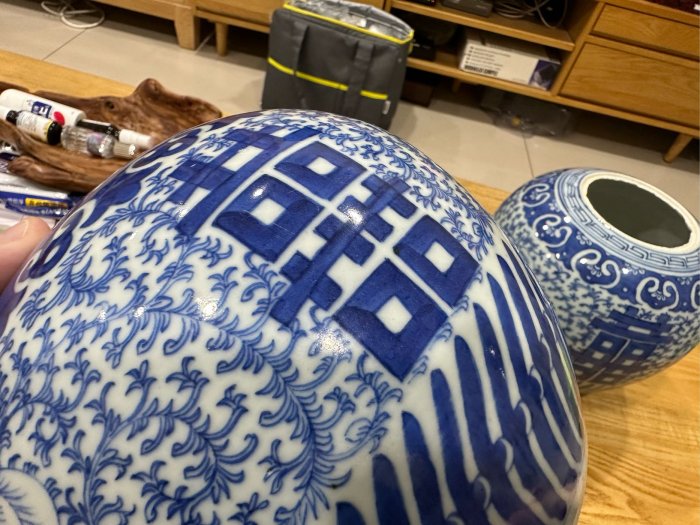 送料無料　清時代嘉慶道光青花罐/水指　本物保証　『喜』無し　耳あり　希少造形 送料無料 清時代嘉慶道光青花罐/水指 本物保証 『喜』無し 耳あり 希少