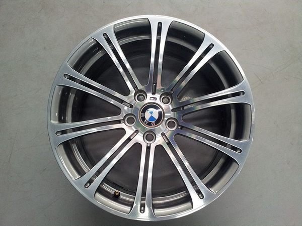 #鋁圈輪胎改裝- BMW E90 M3 原廠19吋前後配鋁圈