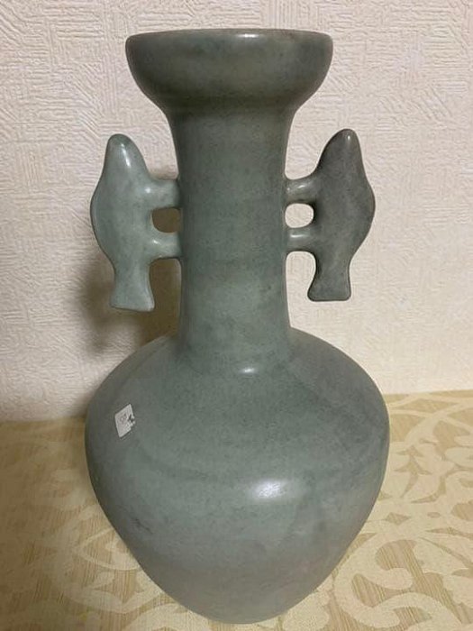 中国古美術/南宋青釉雙魚龍耳花瓶/倉庫整理品 中國古美術南宋青釉雙魚龍耳花瓶倉庫整理品| Yahoo拍賣