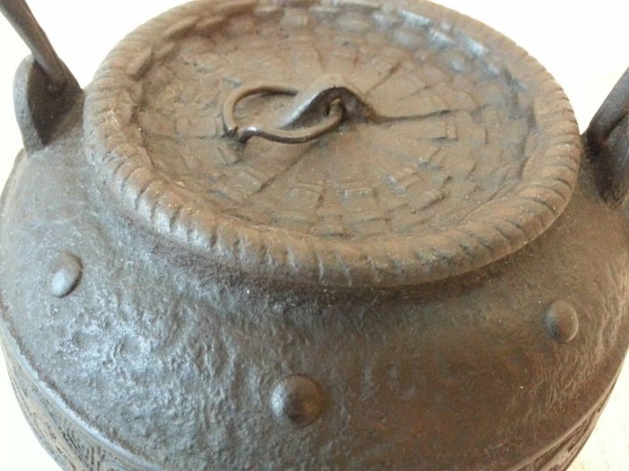 煎茶道具 【姫山】 古作 保寿堂丸文紅銅蓋鉄瓶 在印◇