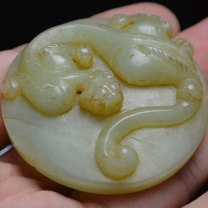 天地居] ~底價1000元~和闐浮雕螭龍玉璧玉珮玉佩0802 | Yahoo拍賣
