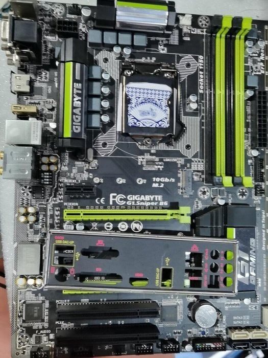 Carte Mère GIGABYTE G1.SNIPER B6 - Socket LGA 1150 - ATX - 4 Slots Mémoire - Pour Intel - Occasion