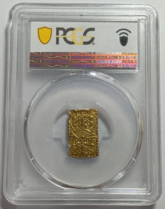 1868-69)日本明治二分金PCGS MS62 3.00g 黃金含量約23％ 銀含量為77