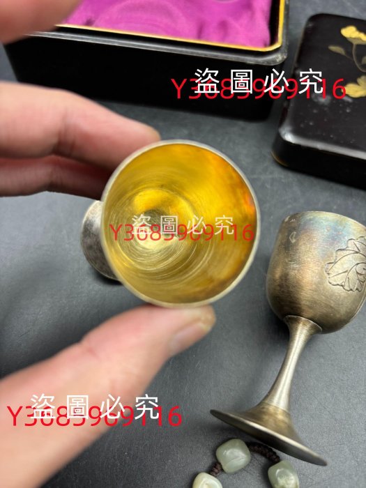 日本銀茶杯，純銀，竹谷制秋田竹谷銀酒杯對金蒔繪木盒裝可見是高品盒