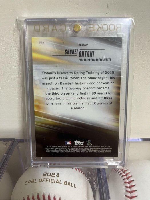 大谷翔平新人卡Shohei Ohtani 2018 TOPPS CHROME RC Freshman Flash 附 