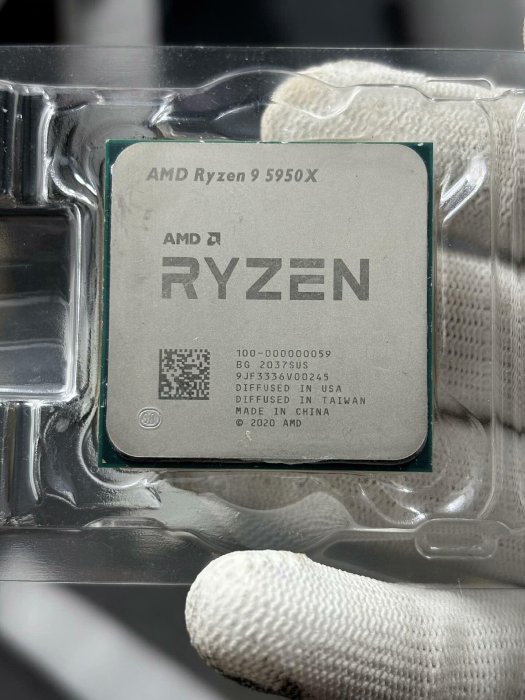 【小新代購】 出一個r9 5950x 功能正常，沒暗病，成色漂亮