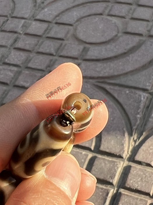 1700回流牙黃包漿老瑪瑙虎牙三眼天珠手串老氣細膩南風化尺寸:10*25mm*8