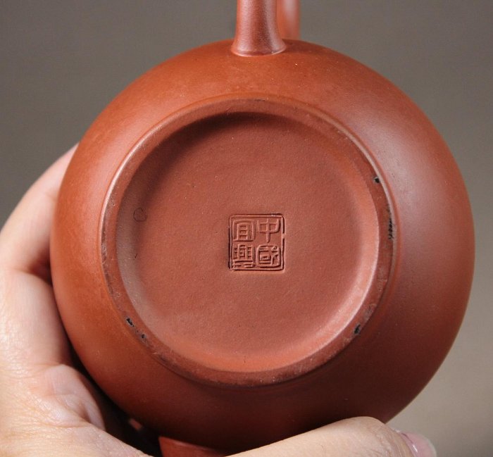 桑園の】 早期中國宜興紫砂壺朱泥雙嘴壺泡茶壺老品底銘(委託品) T 1199
