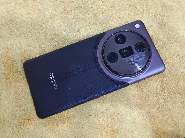 OPPO二手機外觀如新黑色OPPO Find X7 Ultra 16G/512G 無原廠盒裝聯翔