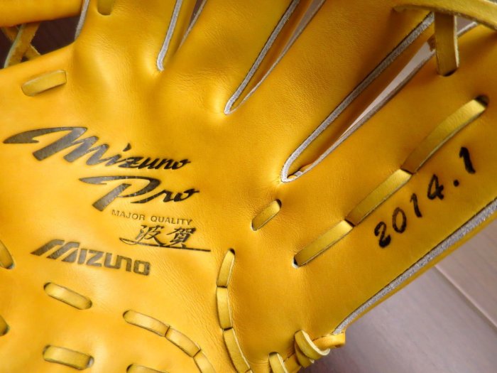 ⭐️新品⭐️未使用⭐️硬式用⭐️MIZUNO Pro⭐️ 圓圓小舖}全新日本製硬式MIZUNO PRO 波賀美津濃最高等級金標限定