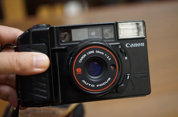 售】剛保養Canon AF35M II 38mm F2.8大光圈街拍底片機送電池約85成新