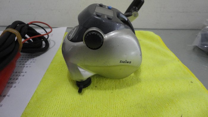DAIWA super tanacom-s 500w 電動捲線器，有自動晃餌| Yahoo拍賣