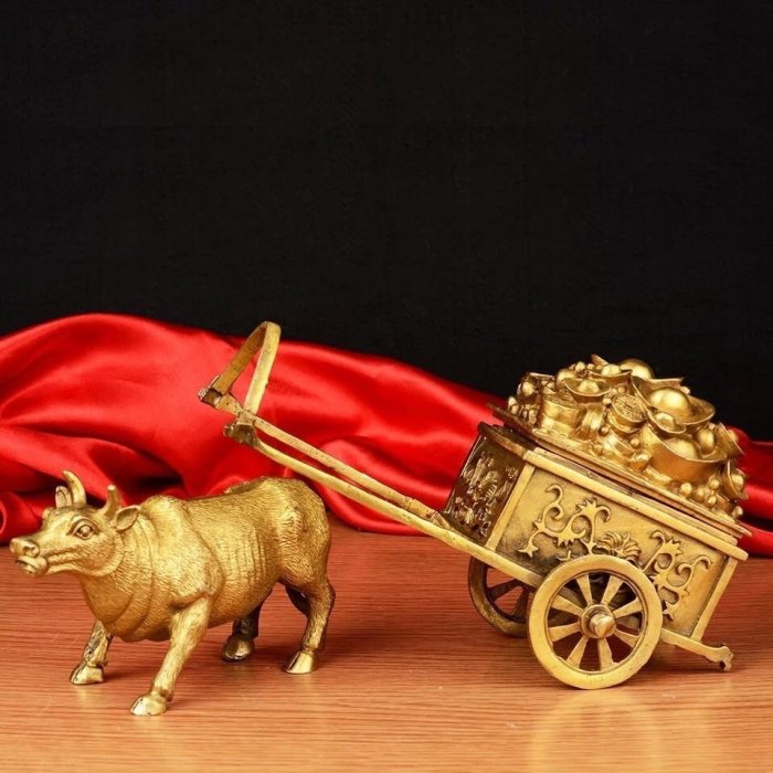 中国古美術 銅製 風水置物 牛拉元宝 開運 招財 五行財神 風水銅器 吉祥置物 牛の置物 招財銅製如意牛 風水グッズ : 中国貿易公司ctc