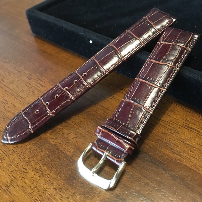 錶帶屋 【快拆裝置】 LIMA 12m 14mm 18mm 20mm 22mm 24mm鱷魚紋壓花真皮加長亮面錶帶